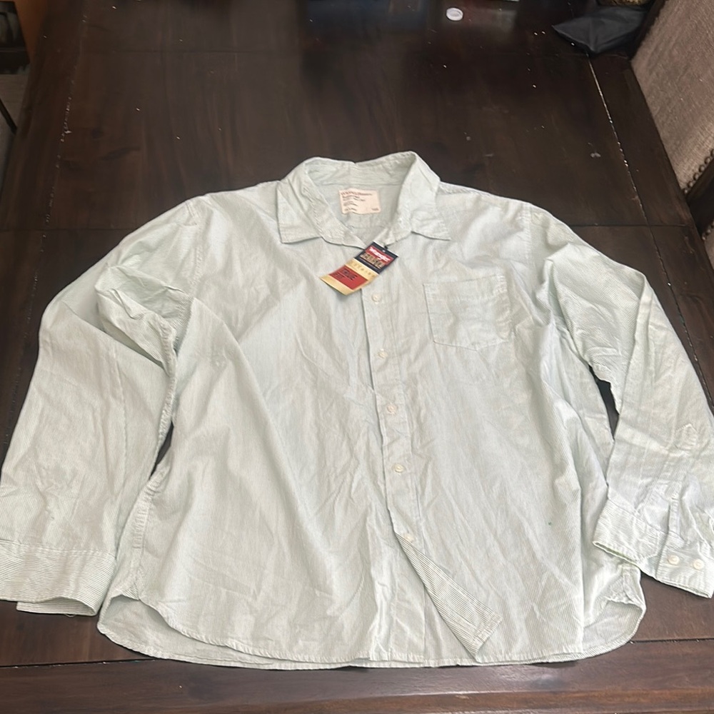 Men's Light Green Shirt